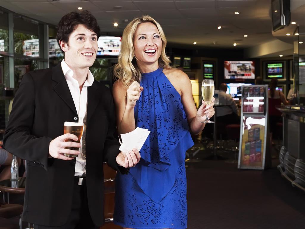 ริดเจส ปาร์ราแมตตา Hotel Parramatta ร้านอาหาร รูปภาพ